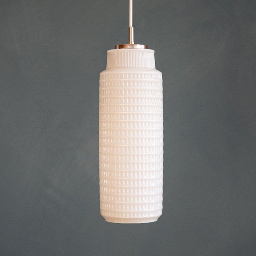 Lampada a sospensione cilindrica in vetro opalino di Peill & Putzler