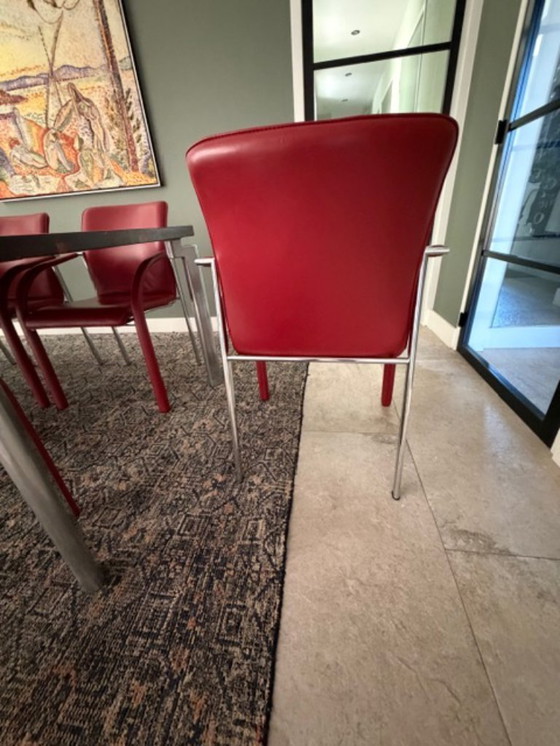 Image 1 of Leolux dining table with 8 matching leather Leolux chairs