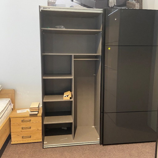 Mobile con ante scorrevoli Marcato