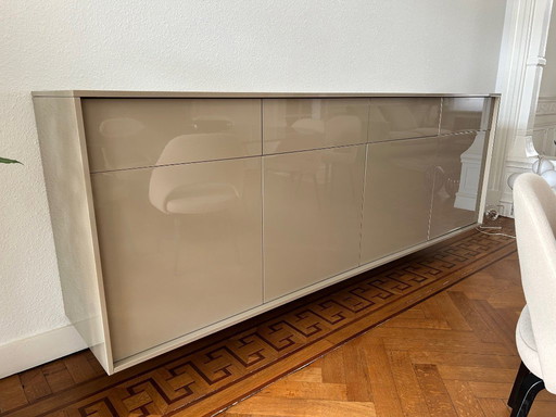 Aparador colgante de diseño Tisettanta