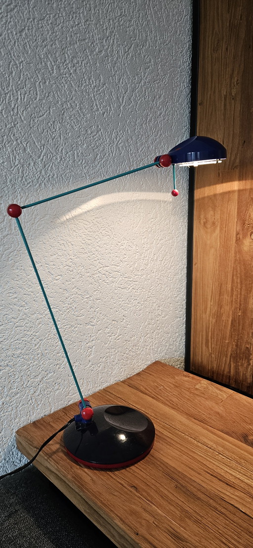 Vrieland memphis style desk lamp