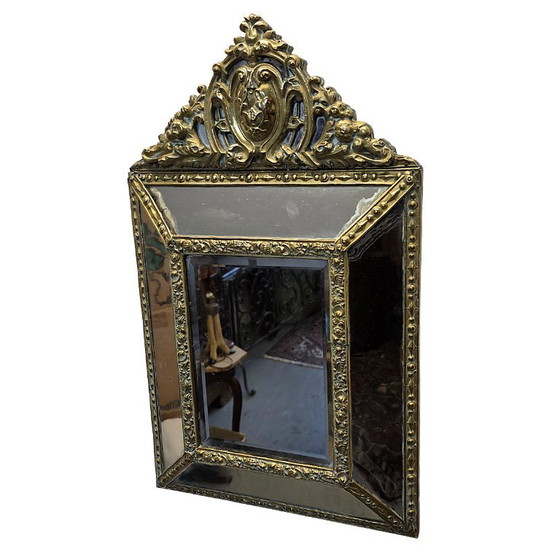 Splendido specchio francese a cuscino del XIX secolo, riccamente decorato. – Brass (photo 4 of 7)