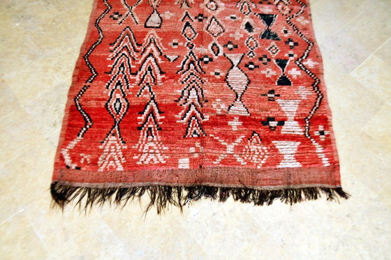 Image 1 of Abstract Red Moroccan Vintage Boujaad Rug – 290 x 166 cm