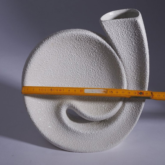 Image 1 of Vaso scultoreo di Roberto Rigon per Bertoncello - Metà secolo