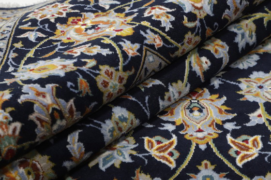 Image 1 of Origineel handgeknoopt Perzisch tapijt Keshan 382 x 280 cm Zeer topconditie Fijn met zijde