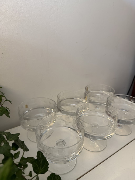 Set van 6 kristallen coupe glazen iris