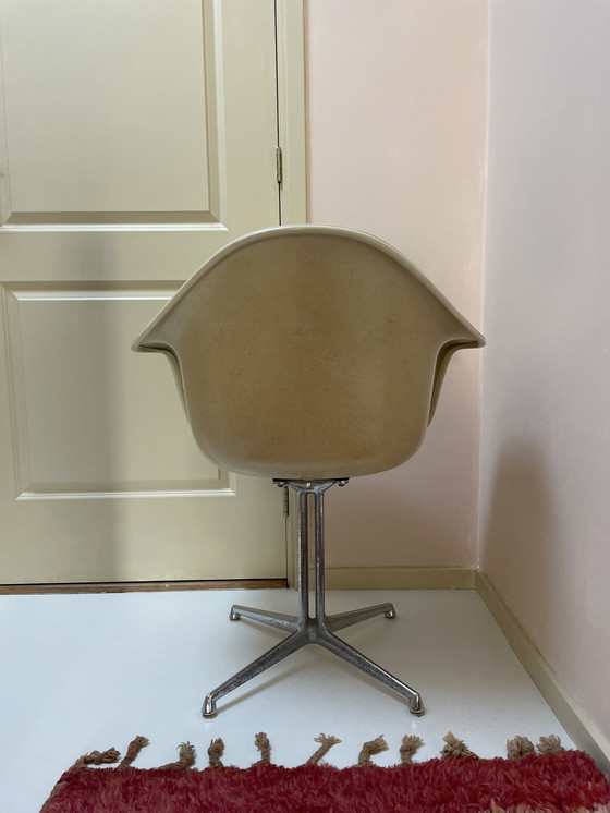 Image 1 of Sedia Shell di Charles e Ray Eames per Herman Miller