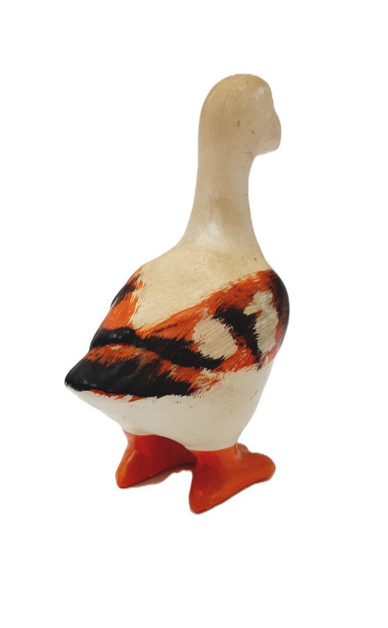 Image 1 of Statuina di oca o anatra in ceramica dipinta a mano