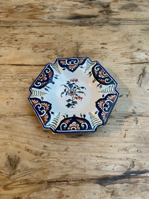 Delft Polychrome / Makkum Bowl (Ashtray)