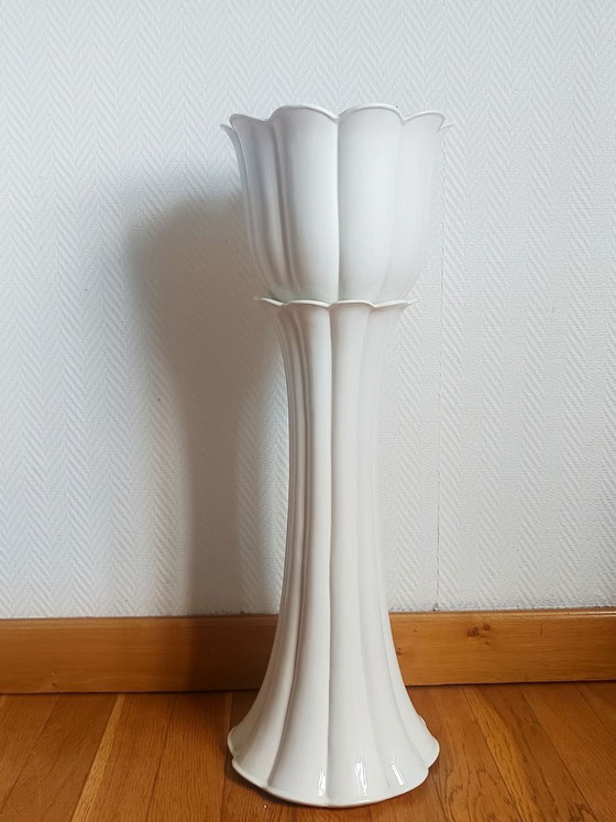 Image 1 of Vaso da fiori vintage in terracotta italiana con supporto.