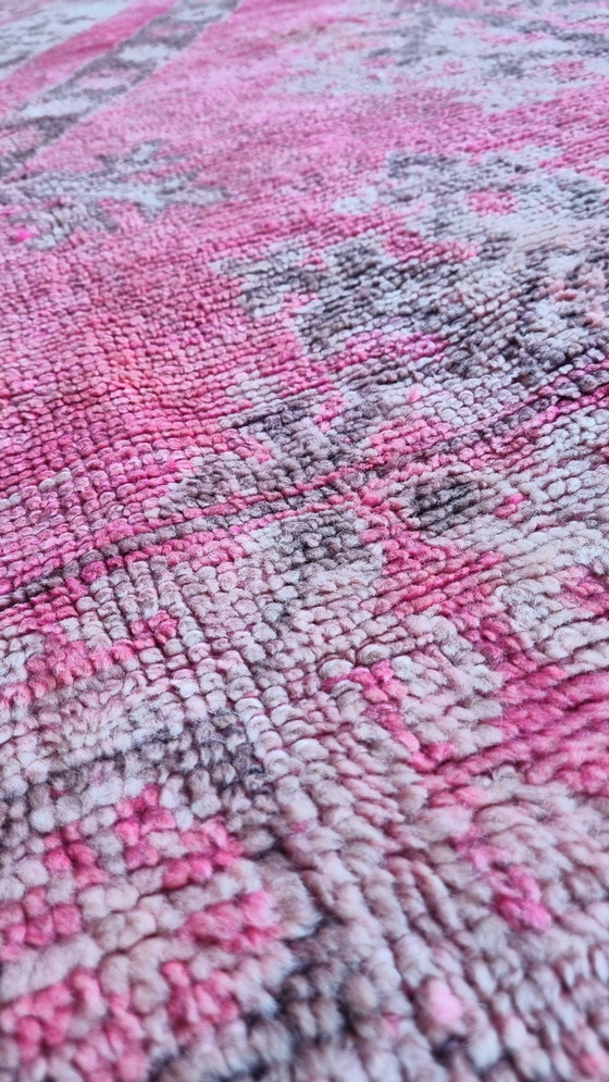 Image 1 of Groot Beni mguild berber tapijt 184x400 cm