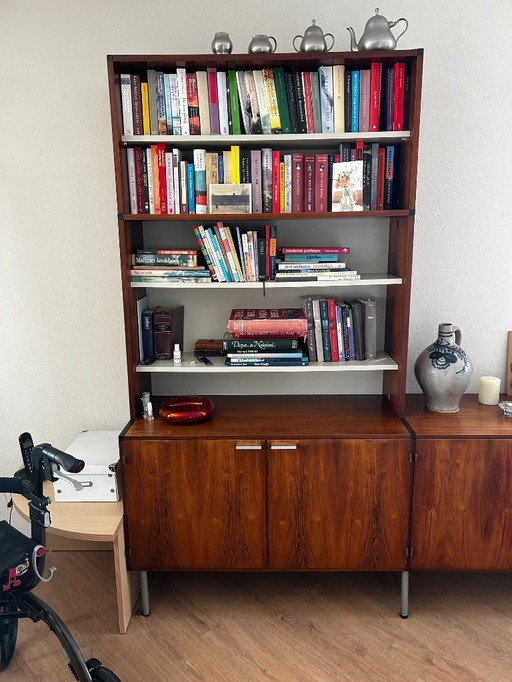 57 jaar oude pastoe kast