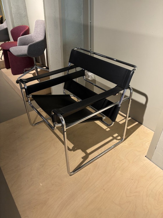 Image 1 of knoll wassily chair
