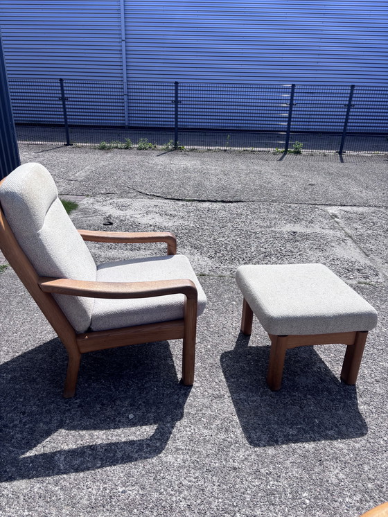 Image 1 of Vintage eiken dyrlund design easy chair met poef