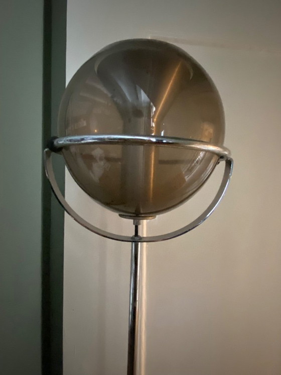 Image 1 of Raak Globe vloerlamp