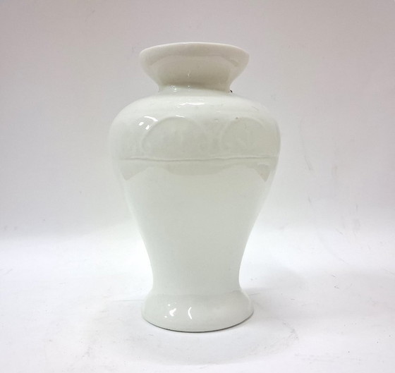 Image 1 of White ceramic vase from the "Sonoma Villa" collection