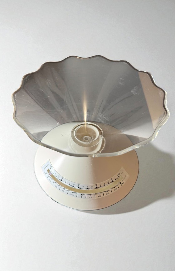 Image 1 of Dolly Guzzini kitchen scale