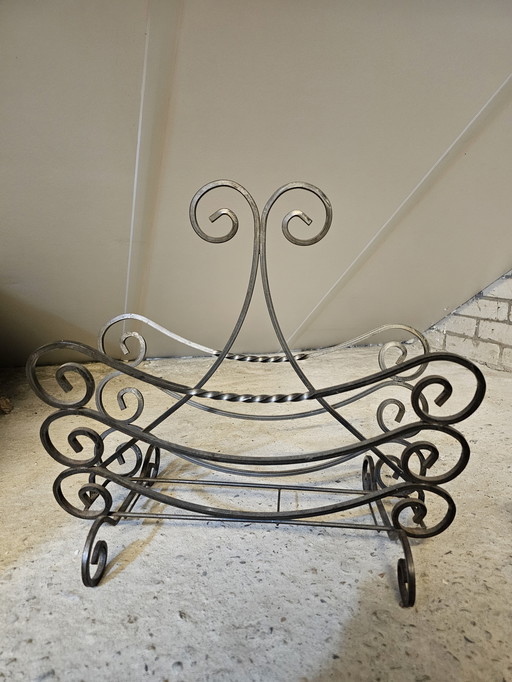 Wrought iron magazine rack