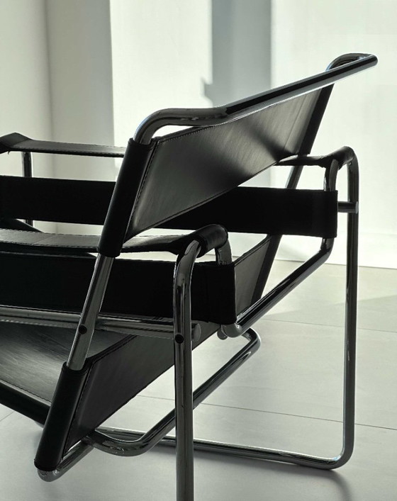 Image 1 of Wassily chair, Marcel Breuer's B3