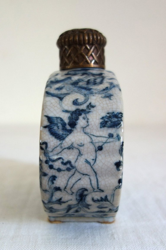 Porcelain vial, G & C Interiors Denmark – Decorative Objects (photo 3 of 9)