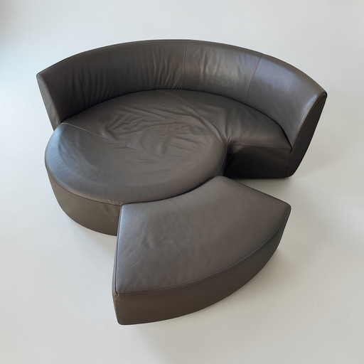 Sofá de cuero posmoderno, diseño italiano Memphis, años 80.