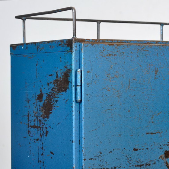 Image 1 of Armario industrial de cuatro cajones de la década de 1970