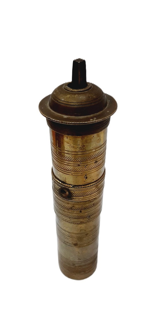 Image 1 of Macinacaffè turco antico in ottone