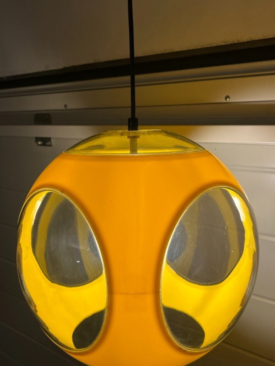Image 1 of Lampada a sospensione gialla Space Age Bug Eye di Massive