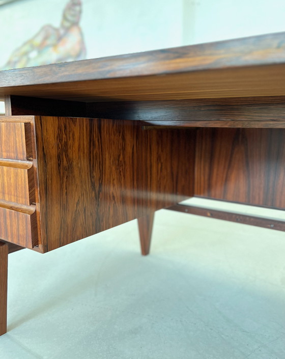 Image 1 of Bureau de direction en bois de rose par Illum Wikkelsø, 1970
