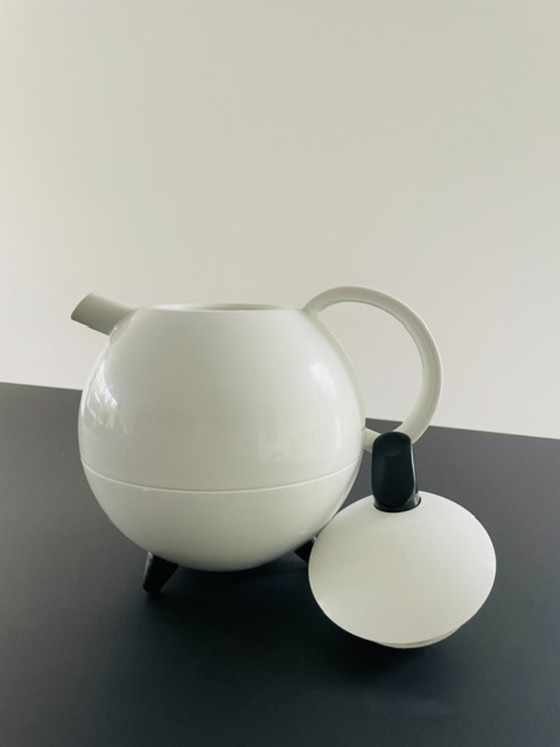 Image 1 of Bouteille isotherme Leifheit Galileo – Hans Erich Slany – un classique du design postmoderne
