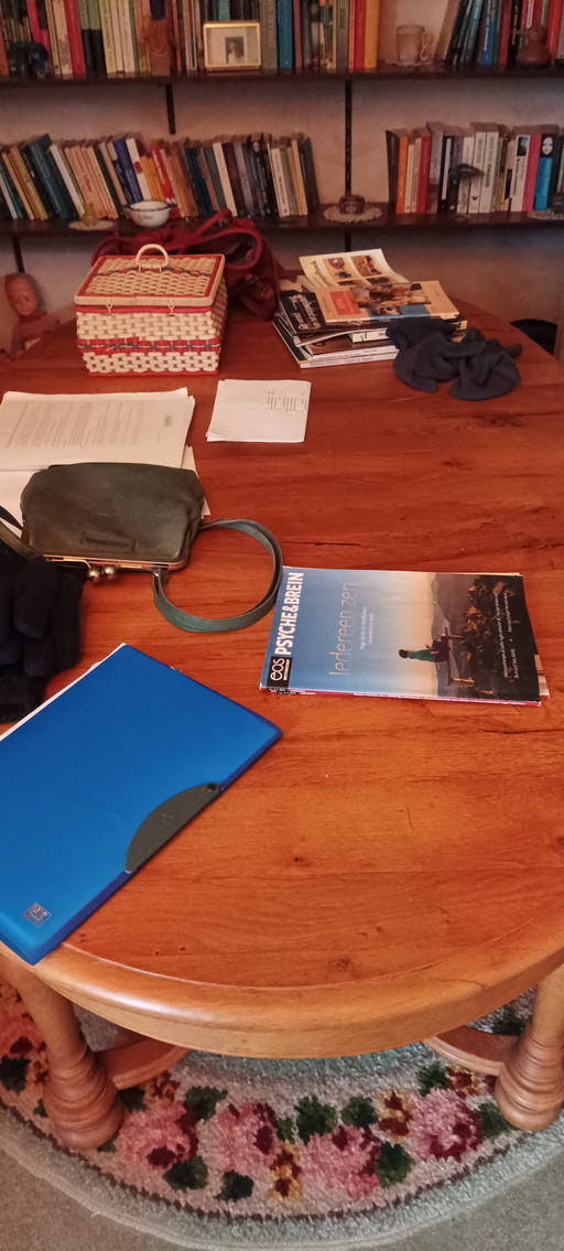 90s design dining table