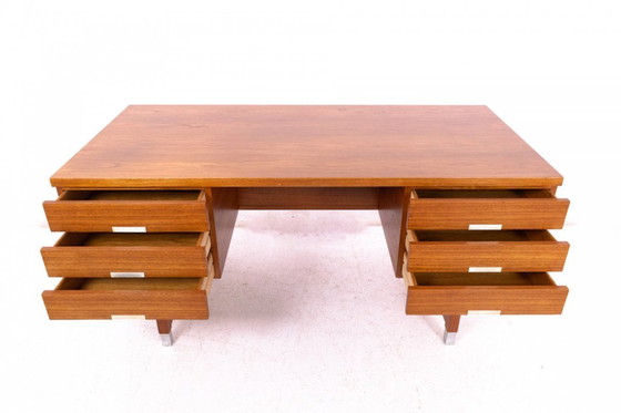 Image 1 of Teakhouten bureau, Eigil Petersens Mobelfabrik, Denemarken, jaren 1960.