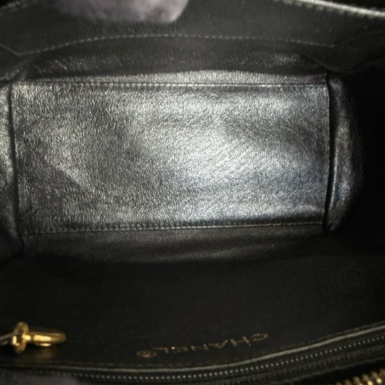 Image 1 of Chanel Clutch mit Kette – Gestepptes Lammleder, Schwarz, 24-karätige Goldbeschläge, Serie 3