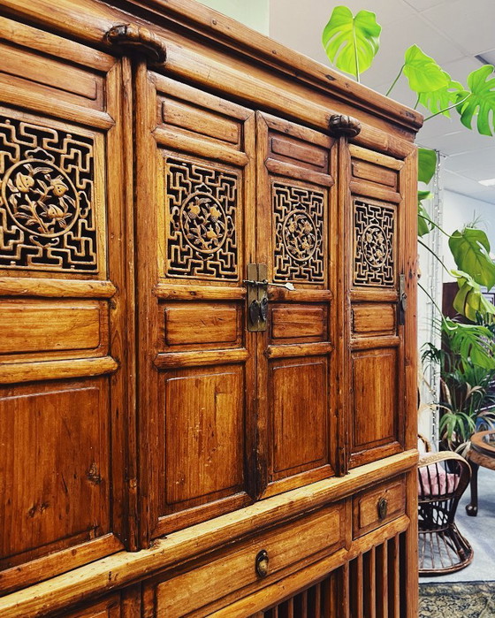 Image 1 of Mobiletto cinese antico.