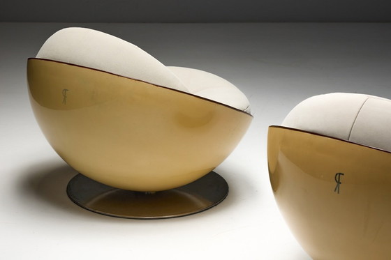 Image 1 of Sillones Esfera de Ricardo Fasanello, Brasil, finales de la década de 1960