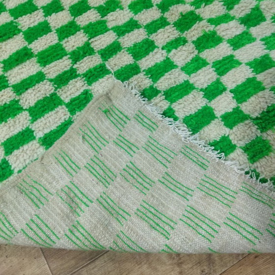 Image 1 of Grüner, karierter Berberteppich | Marokkanischer Wollteppich | 260 × 144 cm