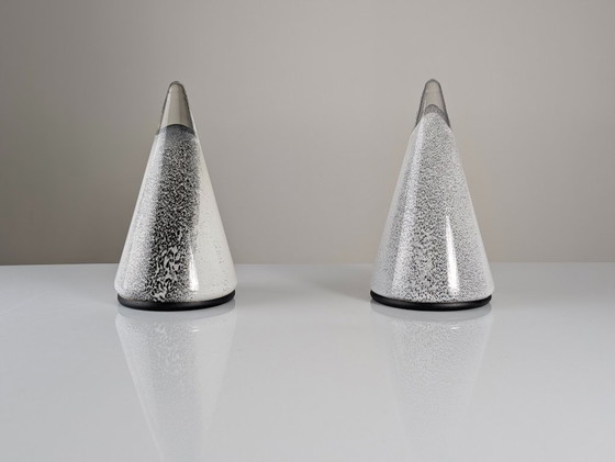 Image 1 of Par de lámparas de mesa cónicas de cristal de Murano italianas, década de 1980