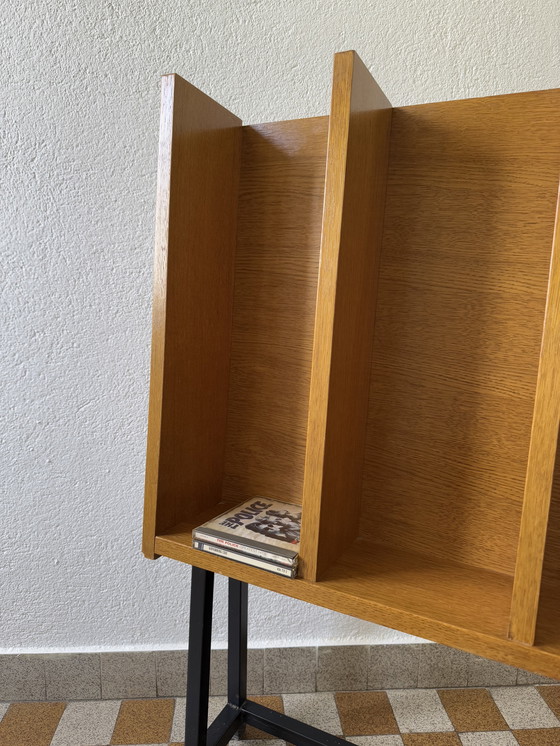 Image 1 of Bibliothèque Présentoir Vintage