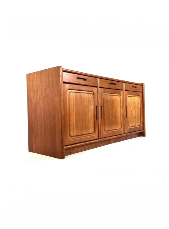 Image 1 of Vintage Danish teak sideboard, Dyrlund '80