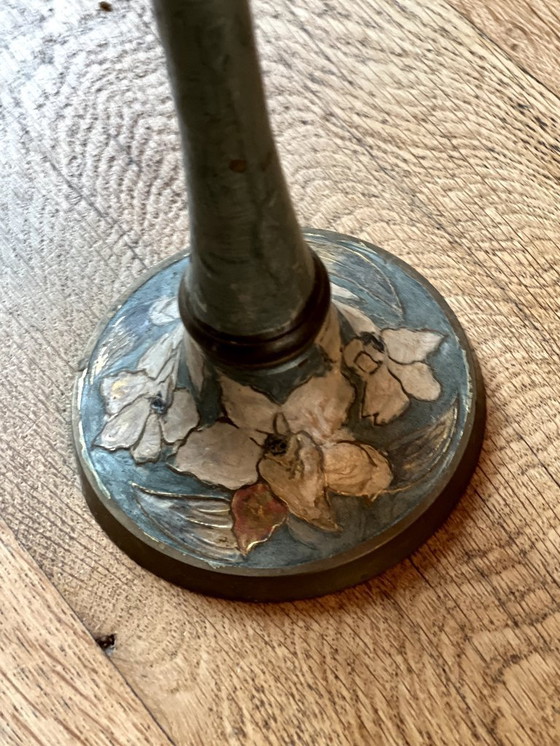 Image 1 of Juego de jarrón y candelabro con motivos florales