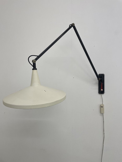 Lampada Panama di Rietveld