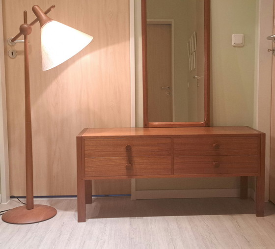 Image 1 of Tavolo da toeletta/credenza originale Kassel Kjersgaard in teak, modello n. 489, prodotto da O.D. Møbler, Danimarca, 1960 circa