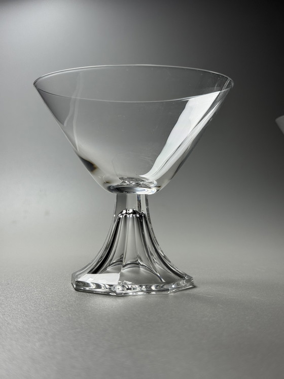 Image 1 of Huit coupes à cocktail/champagne en cristal Art déco attribuées à Val Saint Lambert, Belgique, années 1930