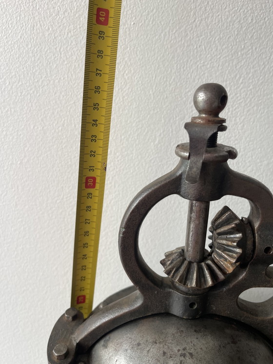 Vintage Goldenberg koffiemolen voor op het aanrecht – Decoratieve objecten, Metal (photo 12 of 14)