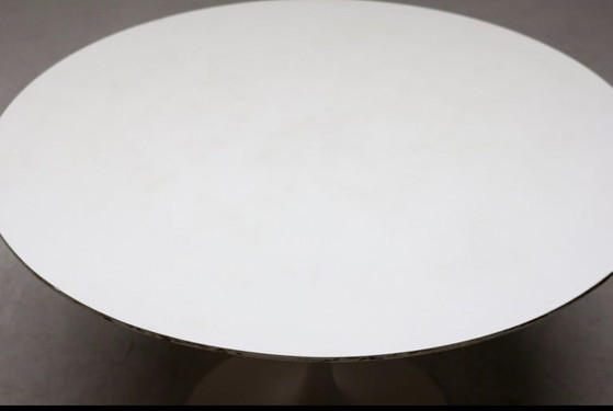 Image 1 of Tavolino da caffè con piedistallo Tulip di Eero Saarinen, 1960