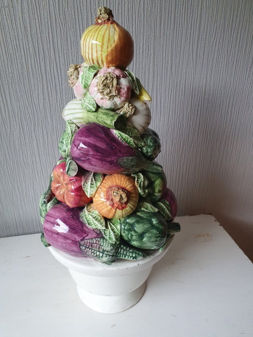 Großer Gemüseturm aus Keramik, Spanien – 37 cm