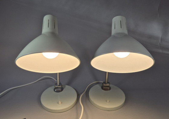 Twee metalen tafellampen, lichtgrijs, Hala, Metaal, Chroom, Vintage (foto 8 van 10)