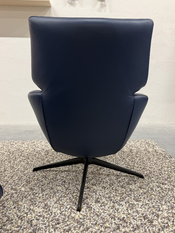 Image 1 of Poltrona Leolux Lloyd con sgabello Raffino Dragonfly