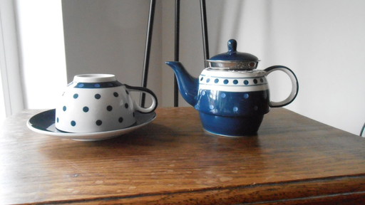 Marque : Cha Cult. Matériau : céramique fine. Théière avec tasse