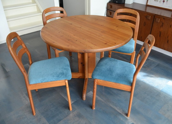 Image 1 of Sedie da pranzo vintage danesi con tavolo